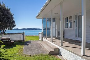 Rehutai Beach House