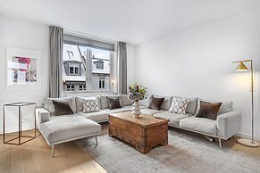 Sanders Monarch - Nice 1-bdr Apt With Balconies