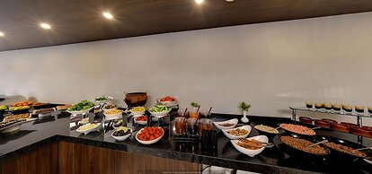 Leo suites Hotel
