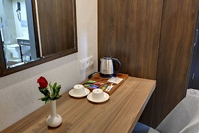 Leo suites Hotel