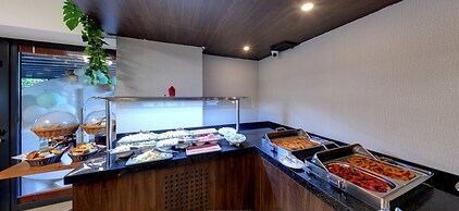 Leo suites Hotel