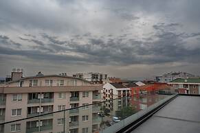 Leo suites Hotel
