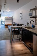 The Block Hotel & Commons