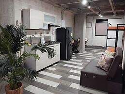 Hotel Magenta Lof