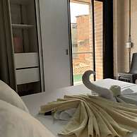 Hotel Magenta Lof