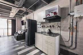 Hotel Magenta Lof