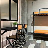Hotel Magenta Lof