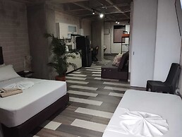 Hotel Magenta Lof