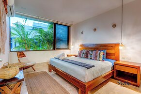 Private Rooftop 1BR Condo with Stunning Common Areas by Stella Rentals