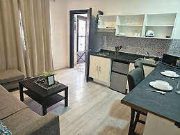 Singular Antara Polanco