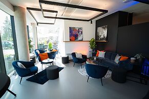 GREFIS Hotel