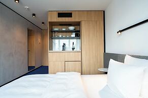 GREFIS Hotel