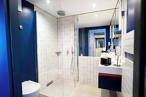 GREFIS Hotel