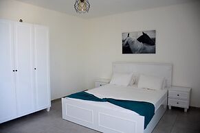 Levia Hotel