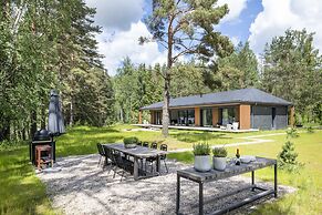 The Lake. Unique Waterfront Villa