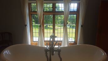 Bossington Hall