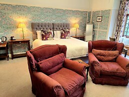 Bossington Hall