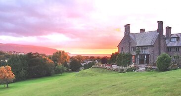 Bossington Hall