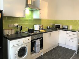 Restful 1-bedroom Flat in St Helens