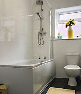 Restful 1-bedroom Flat in St Helens