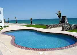 Paradise Villa 20 by Kivoya