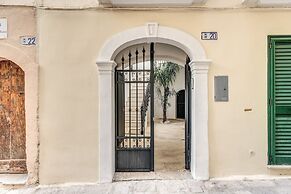 Palazzo Santa Caterina -una Volta