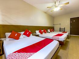 Metro Deluxe Residences