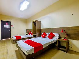 Metro Deluxe Residences