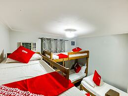 Metro Deluxe Residences