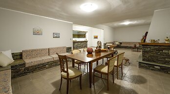 Olvios Villa at Melissochori