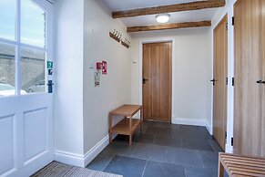 Bunk House - 4 Bedroom - Llangenith