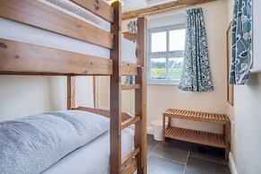 Bunk House - 4 Bedroom - Llangenith