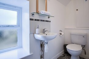 Bunk House - 4 Bedroom - Llangenith