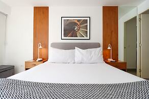 Primera Parada Lofts by Wynwood-House