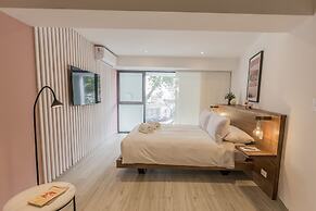 Primera Parada Lofts by Wynwood-House