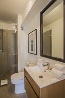 Primera Parada Lofts by Wynwood-House