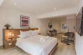 Primera Parada Lofts by Wynwood-House