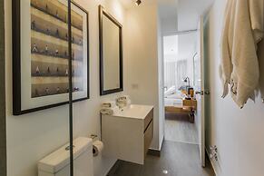 Primera Parada Lofts by Wynwood-House