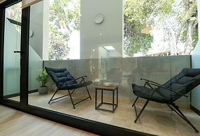 Primera Parada Lofts by Wynwood-House