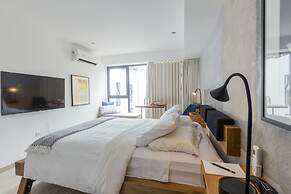 Primera Parada Lofts by Wynwood-House
