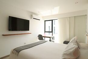Primera Parada Lofts by Wynwood-House