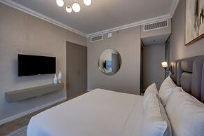 Regency Luxury Suites