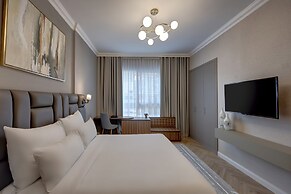 Regency Luxury Suites