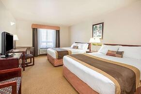 Gold Circle Inn