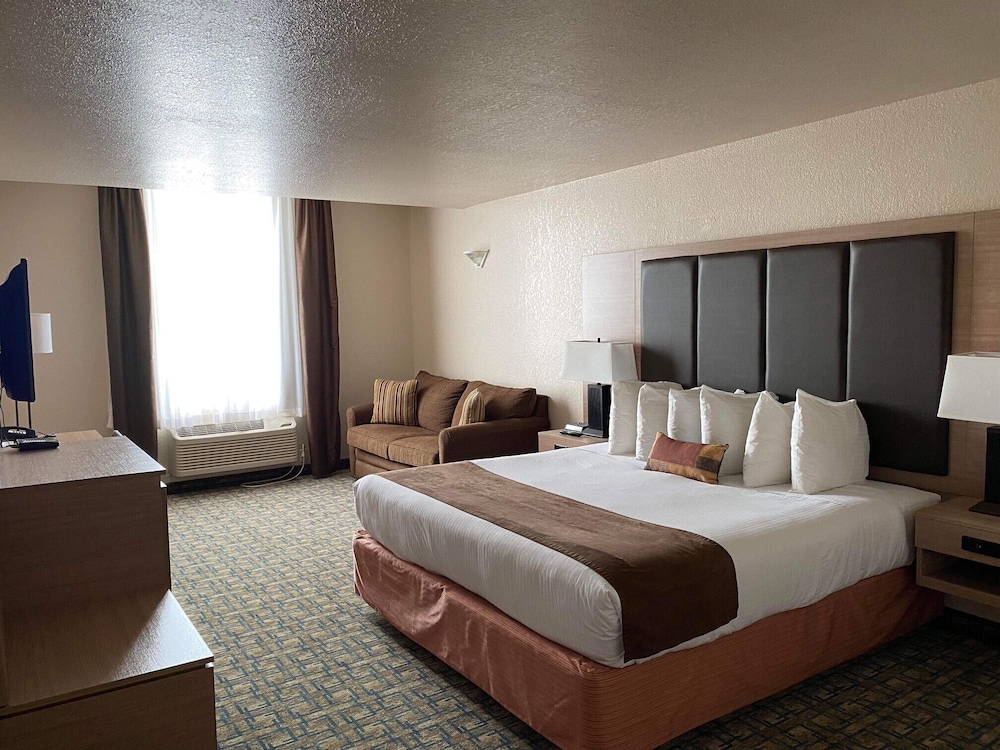 Gold Circle Inn