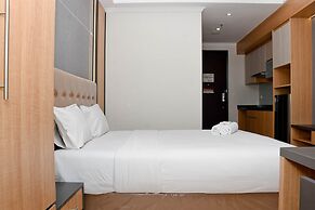 Cozy Living Studio At Menteng Park Apartment