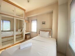 Cozy 2Br At Pinewood Apartment