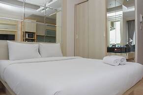 Comfortable And Warm Studio Room At Menteng Park Apartment