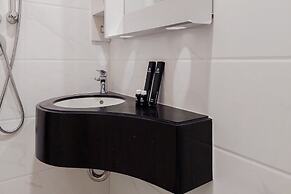 Elegant And Comfortable Studio Sky House Bsd Apartment