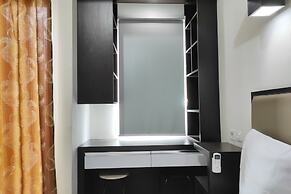 Chic And Cozy Studio At Vida View Apartment